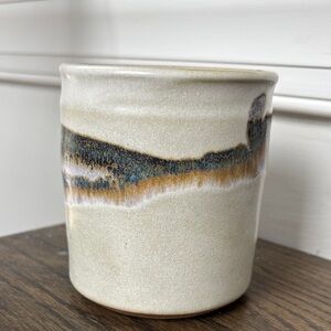 Stone Soldier Pottery Ceramic Vase, Cream w/Blue/Brown Glaze, Vermont